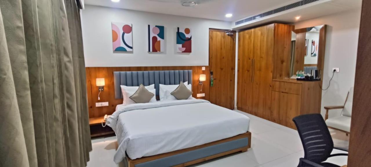 Hotel Pasupala Inn Anantapur Exterior photo